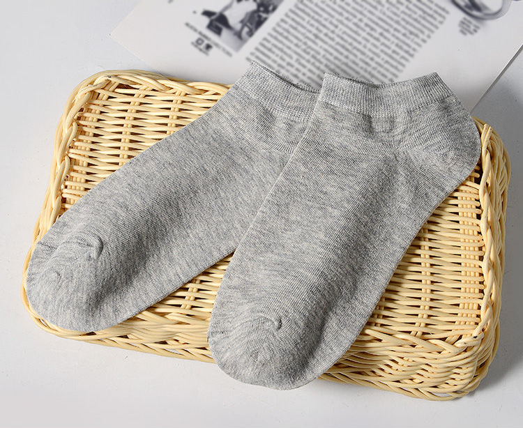 Arctic Wolf Men's Low Cut Ankle Socks, Black, Dark Grey, Light Grey & Navy Blue (Pack of 8 Pairs) - Adorable Me