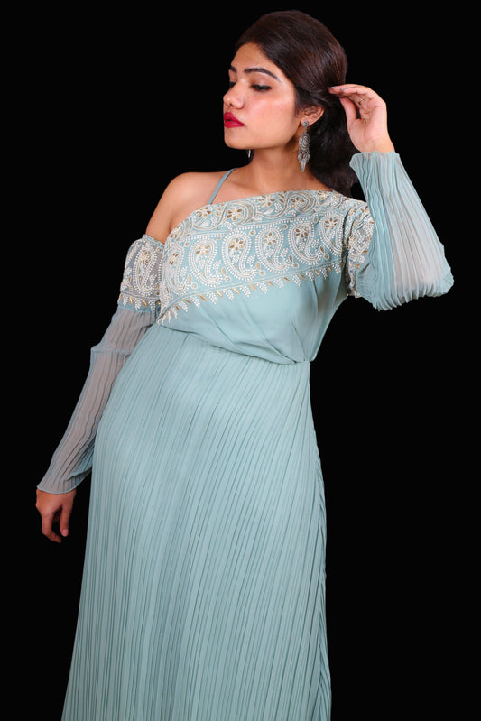 The Teal in the Pleats!-Adorable Me-Adorable Me